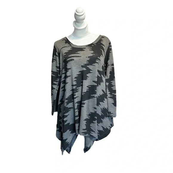 Philosophy Tops - Philosophy women's size large grey and black long sleeve asymmetrical tunic